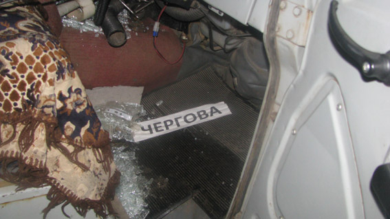 На Николаевщине мужчина напал с топором на электриков, которые пытались отключить ему свет за неуплату