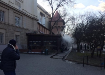В самом центре Львова сгорели сразу два ресторана