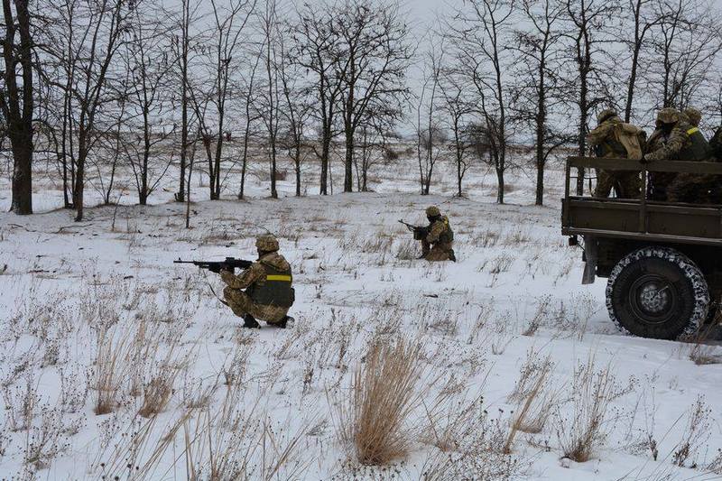 В зоне АТО погиб украинский военный, еще двое получили ранения 1