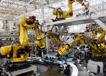 Китайская фабрика заменила 90% рабочих роботами: что получилось?