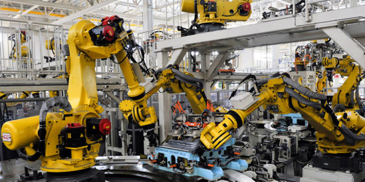 Китайская фабрика заменила 90% рабочих роботами: что получилось?