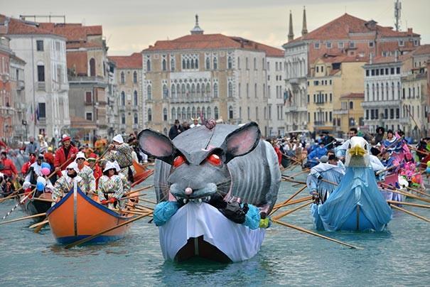 Две недели волшебства: в Венеции стартовал карнавал 1