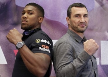 Кличко и Джошуа провели “битву взглядов” в Нью-Йорке