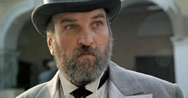 Умер актер театра и кино Алексей Петренко