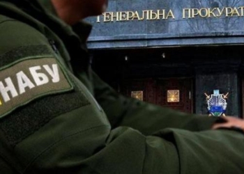 Снова соврал. Прокурору, укравшему талоны на бензин во время обыска, объявили выговор