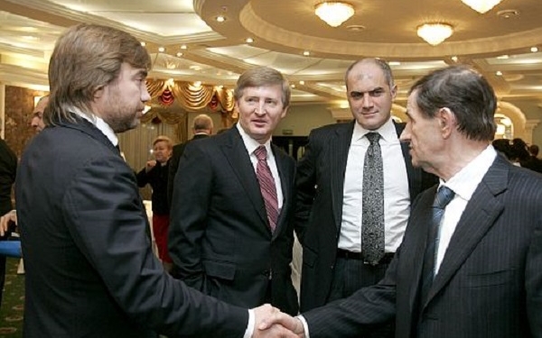 В деле Фирташа задержан один из приватизаторов ЧСЗ