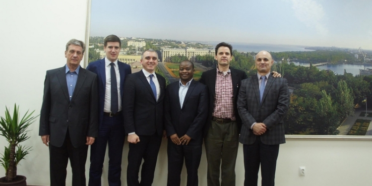 Мэр Николаева Сенкевич встретился с представителями МБРР: говорили о судьбе  “Николаевоблтеплоэнерго”