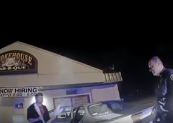 Американский студент доказал полицейским, что трезв, – он начал жонглировать