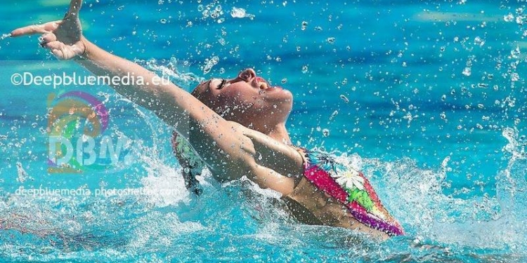 Как рыба в воде: украинка взяла «золото» Мировой серии по синхронному плаванию