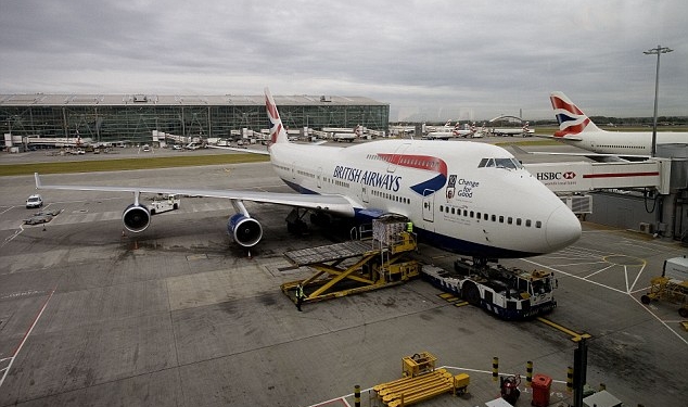 «Британские авиалинии» отменили рейс в Сан-Франциско из-за мыши на борту самолета