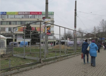 «Будкоград» у «Колоса»: мэр Николаева говорит, что строительство незаконно