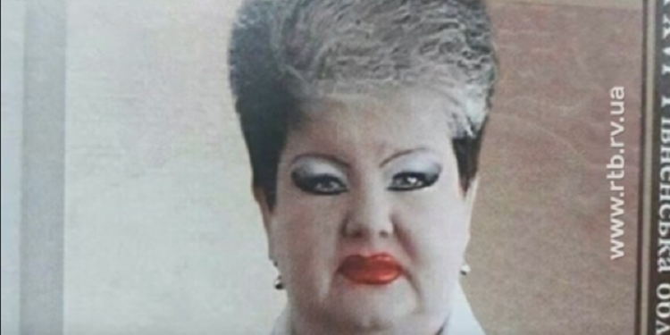 Не судите да не судимы будете: у судьи, чье фото облетело соцсети и даже иноСМИ, – на самом деле сложная судьба