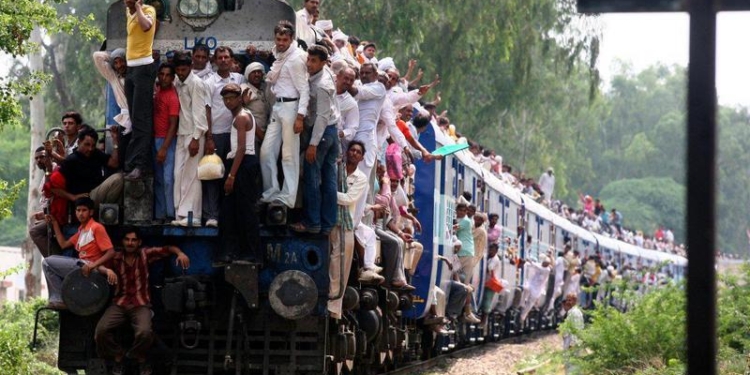 Вот что значит настойчивость: в Индии фермер отсудил у железной дороги… поезд