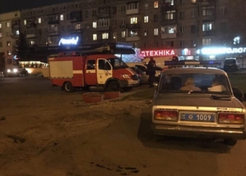 В Киеве в недостроенную АЗС бросили «коктейль Молотова»