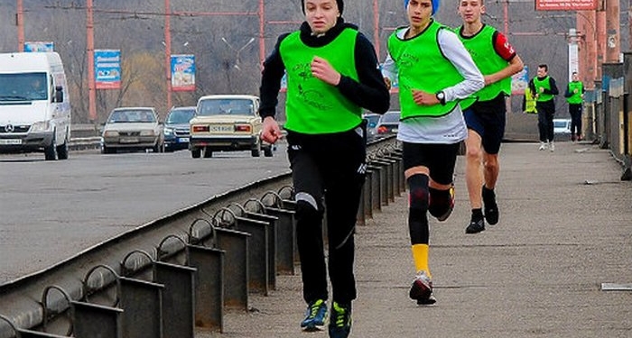 Кросс и шоссейная миля: в Николаеве прошло несколько соревнований по нестадионным видам легкой атлетики