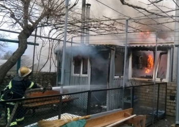 В Вознесенске горел жилкооп – под угрозой оказались 10 квартир