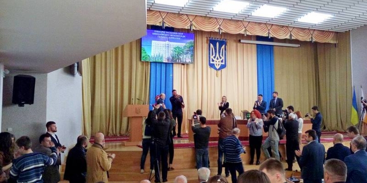 Со второго раза: Николаевский облсовет утвердил Николая Берсона руководителем Николаевского муздрама