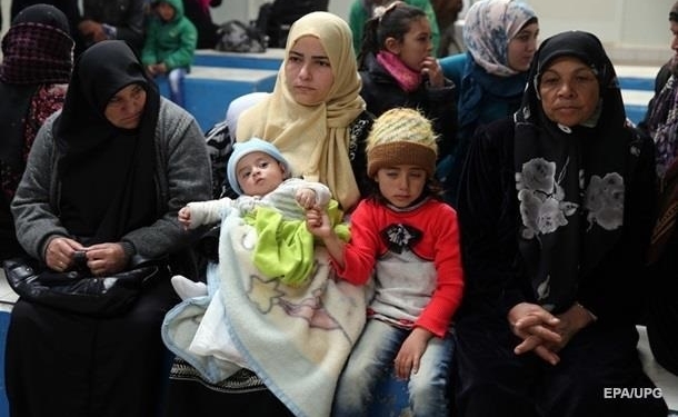 Ужесточение политики Трампа к мигрантам: у женщин-нелегалок хотят отбирать детей