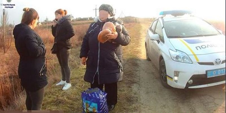 Двух девушек в Николаеве обокрала их же 60-летняя односельчанка