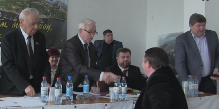 Договорились! «Благодаря позиции» Савченко Еропунов остался главой Федерации футбола Николаевской области, а единственный конкурент Пасечный согласился стать его первым замом