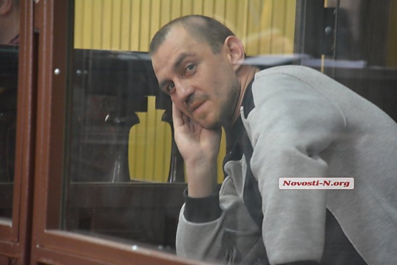 Суд арестовал подозреваемого в нападении на николаевского «ритуальщика» Дмитрия Макса 1