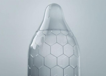 До чего техника дошла. В мире стартуют продажи умных презервативов – с подзарядкой через USB