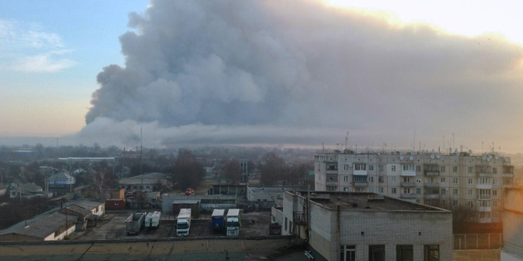 В Балаклее разрушен молокозавод, сгорело несколько домов
