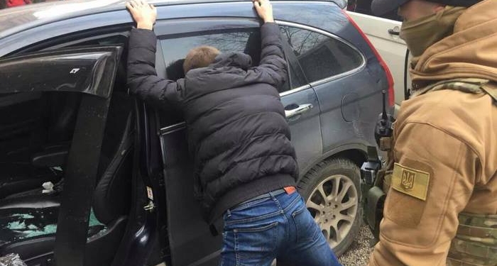 Обыски в Херсоне. СБУ разоблачила коммерческую группу, которая финансировала боевиков