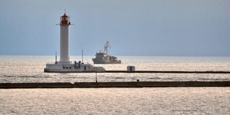 В Одессу зашли противоминные корабли НАТО. На месяц