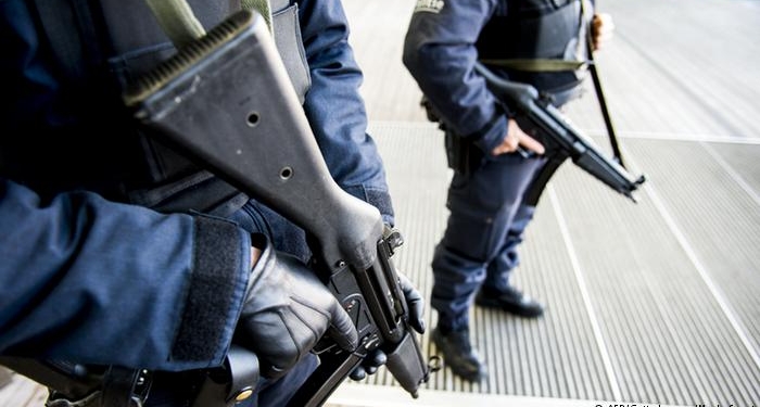 В Бельгии предотвращен теракт – автомобиль пытался въехать в толпу