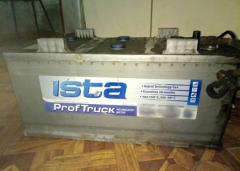 В Николаеве патрульные оперативно догнали водителя «ВАЗа», который снял с фуры аккумуляторные батареи и слил дизтопливо