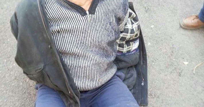 В Николаеве пьяный мужчина пытался с ножом в руках «убедить» работников магазина иначе парковать машину