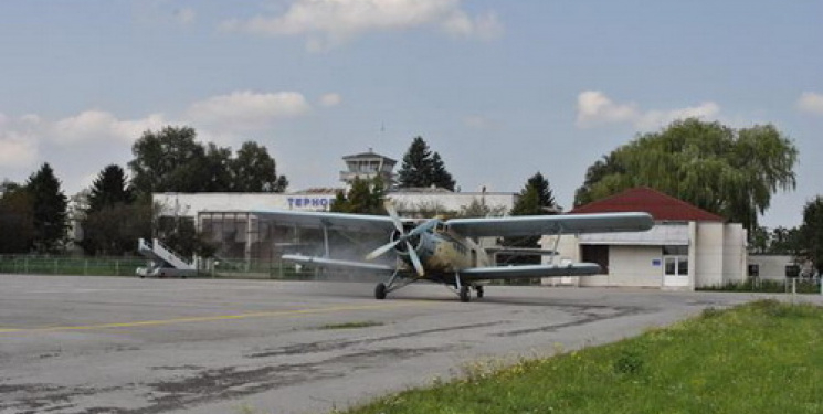 Тернополь хочет отдать свой аэропорт в аренду – за 1 грн.