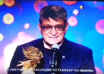 Честь и достоинство. Российский режиссер Александр Сокуров призвал освободить Сенцова и не трогать детей на митингах