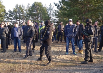 В Купянске блокада не прошла. Против были и местные жители, и ветераны АТО.  “Блокадники” говорят о титушках