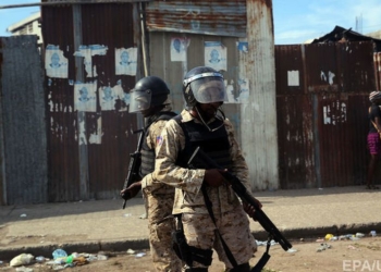 На Гаити автобус въехал в толпу – погибли 34 человека, ещё 15 ранены