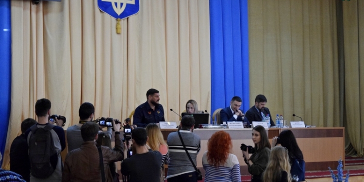 Вот так сюрприз: все вопросы, предложенные губернатором Савченко, на сессии Николаевского облсовета сняты!