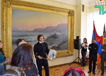 Великий певец моря. В Николаеве открылась выставка к 200-летию Ивана Айвазовского