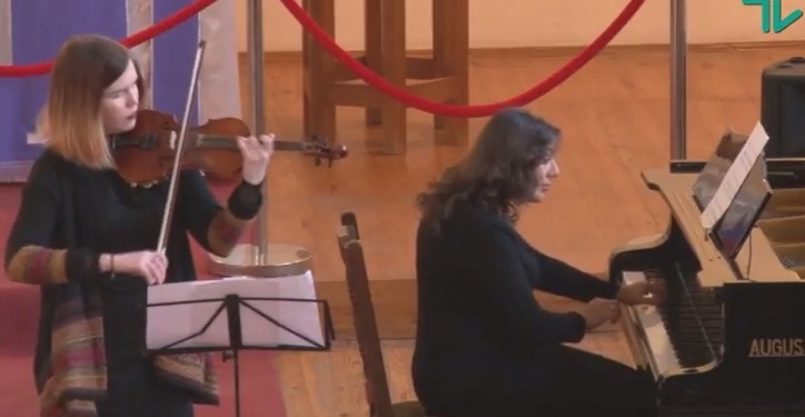 Отогреть музыкой. В Николаеве дали концерт композиторы-аматоры