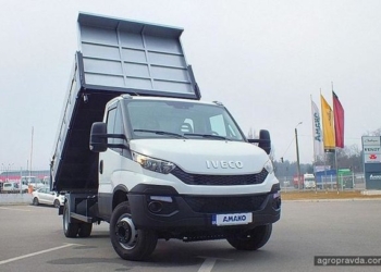 В Украине представили новую разработку – грузовичок для коммунальных предприятий