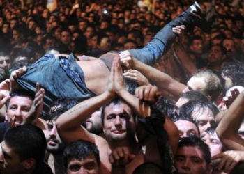 В Аргентине на рок-концерте в давке погибли два человека, многие ранены