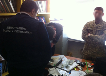 В Запорожье у военкома нашли печать РФ