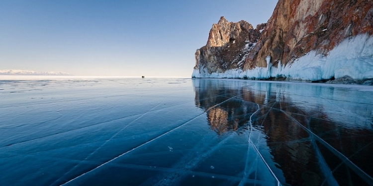 Нефть дешевеет, вода дорожает. Китай хочет строить 1000-километровый водопровод к Байкалу