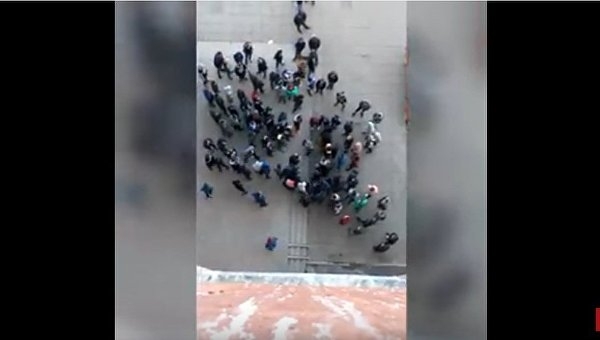 Массовая драка во Львове из-за того, что школьники собирали дань со студентов