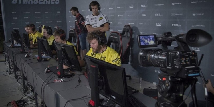 Киберспорт к 2021 году будет приносить доход в размере $3,5 млрд