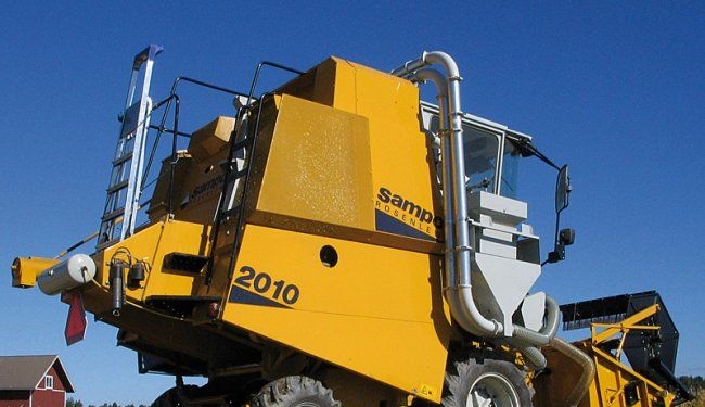 В Украине начали сборку финских комбайнов