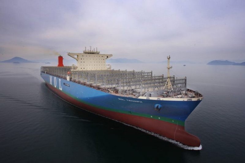Данський перевізник Maersk відновлює доставку вантажів в український порт