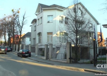 Гений бережливости: жена замглавы Администрации Президента приобрела особняк на Печерске за 78 тыс.грн