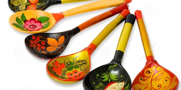 Официальным музыкальным инструментом болельщиков РФ на чемпионате мира будут…”ложки победы”