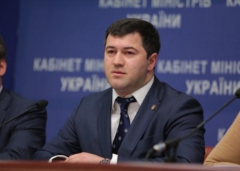 Насирова вывезли из «Феофании». Куда, ни родственники, ни адвокат не знают